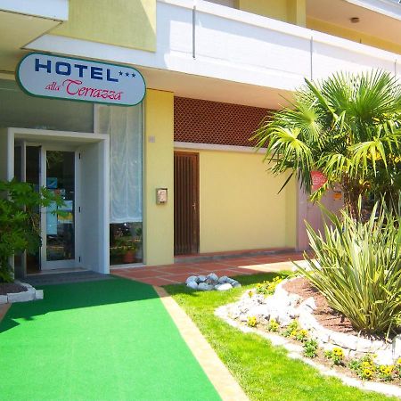 Hotel Alla Terrazza Bibione Bagian luar foto