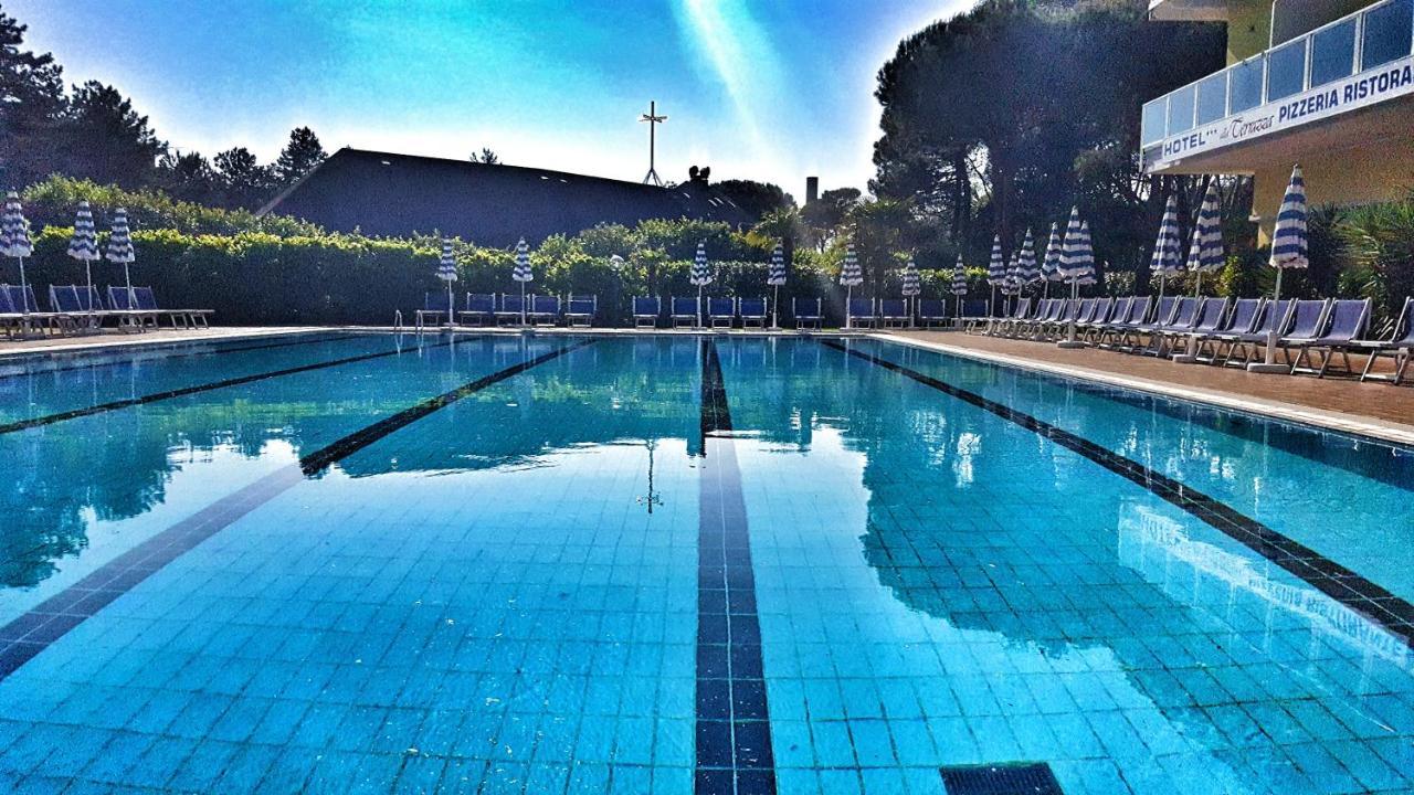 Hotel Alla Terrazza Bibione Bagian luar foto